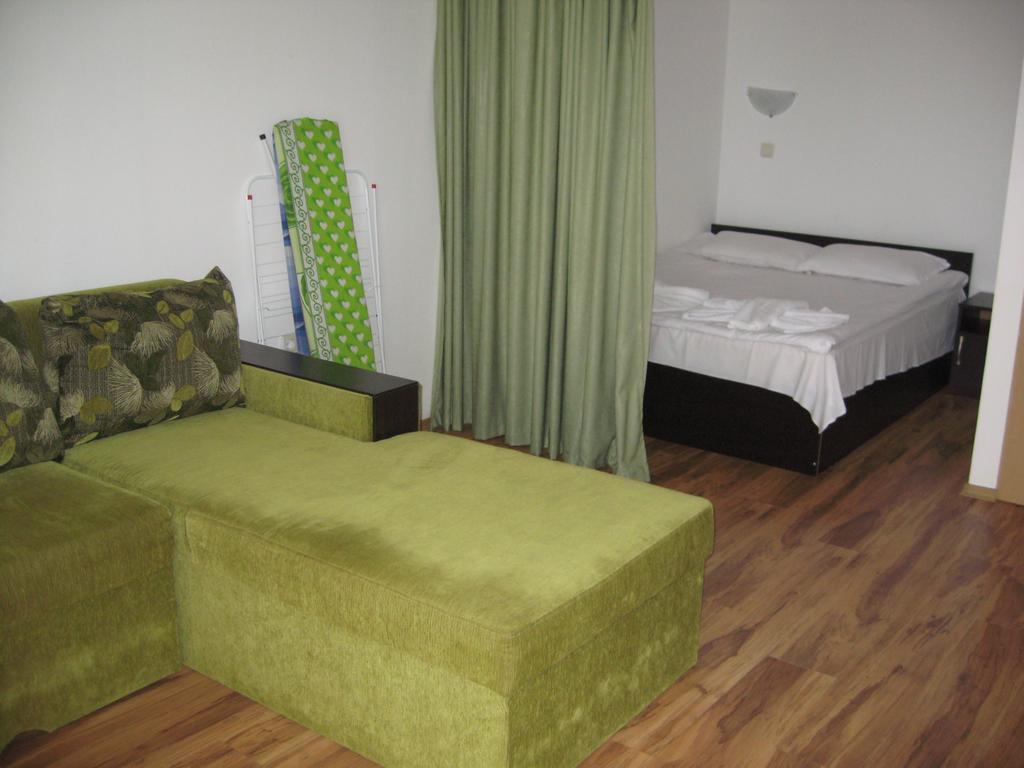 Hotel Chateau Aheloy Pomorie Exterior foto